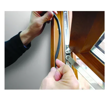 WARMSEAL Replacement Universal Door/Window Seal Bubble Gasket (x6 Meters)