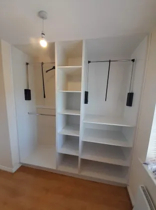 770-1200mm - Adjustable Wardrobe Rail - 10kg Max