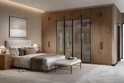 Brown Casella Oak Harlem 5 Piece MTM Door - Bedroom