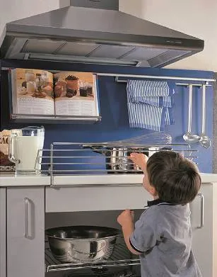 Hob Guard for Clamping onto Worktop
