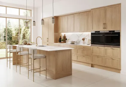 Harlem / Light Casella Oak 5 Piece Stock Door